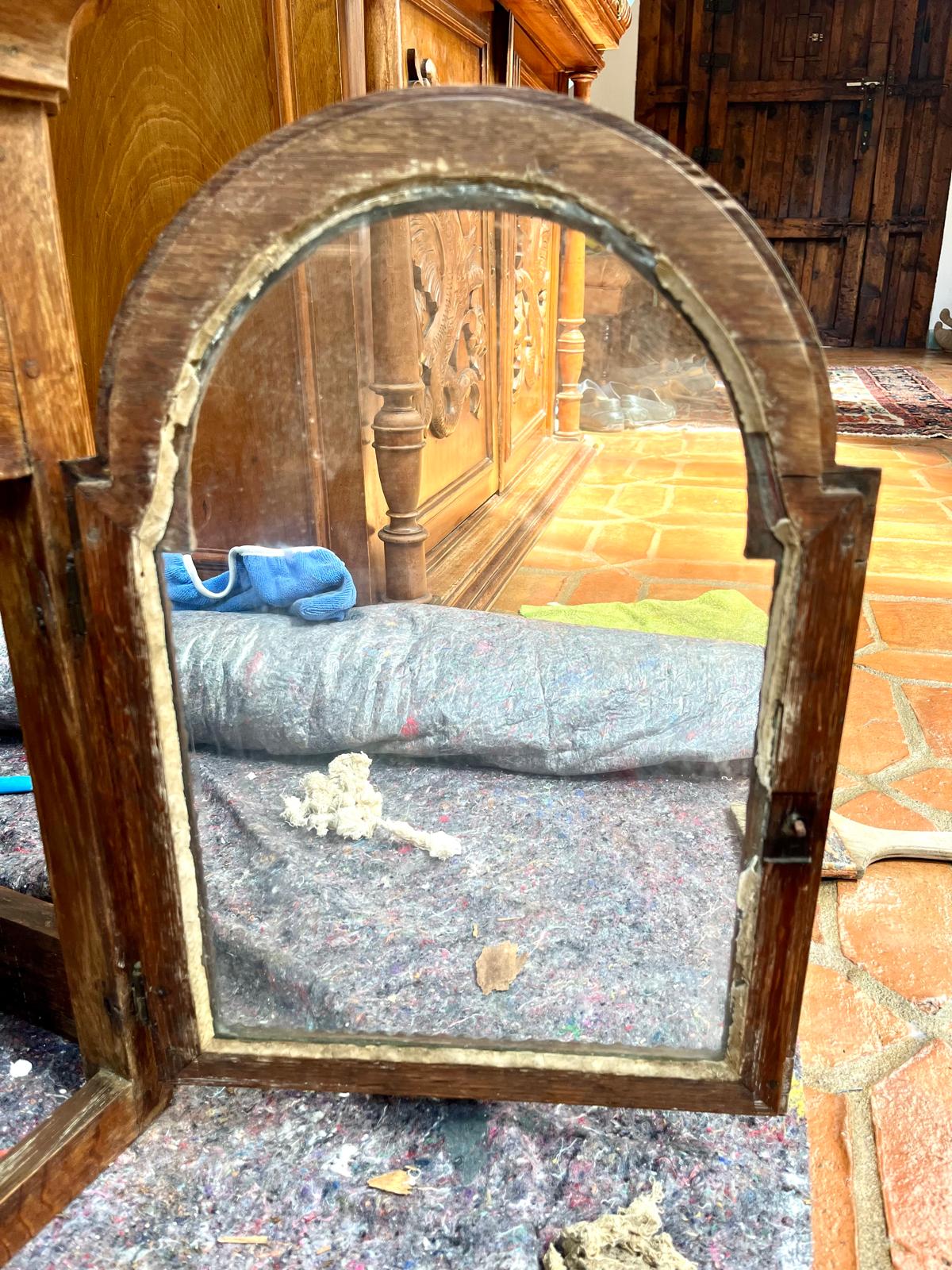 An overall view of the hood's full glazed door
